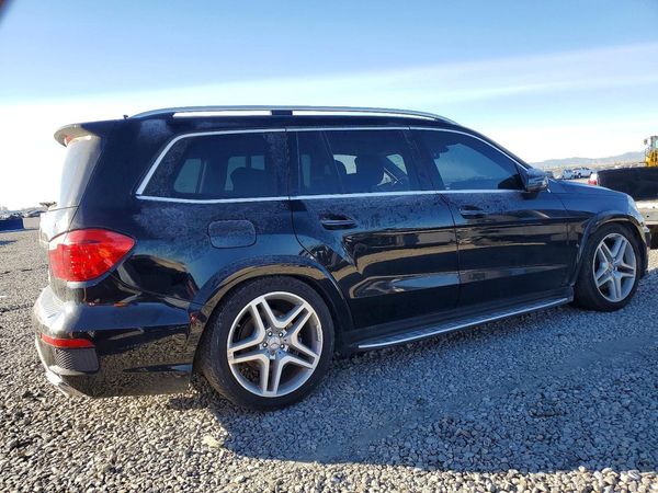 2015 MERCEDES-BENZ GL GL550 4MATIC