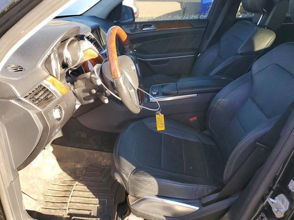 2015 MERCEDES-BENZ GL GL550 4MATIC
