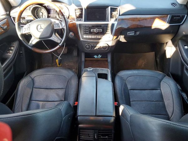 2015 MERCEDES-BENZ GL GL550 4MATIC