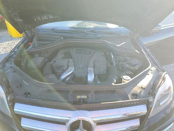 2015 MERCEDES-BENZ GL GL550 4MATIC
