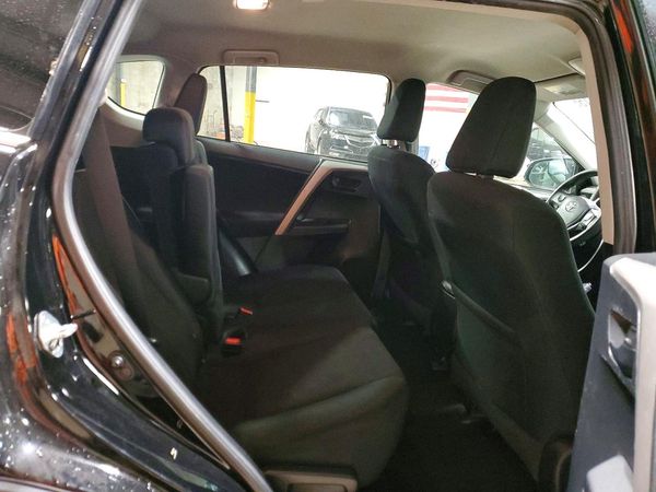 2016 TOYOTA RAV4 LE (X Grade)