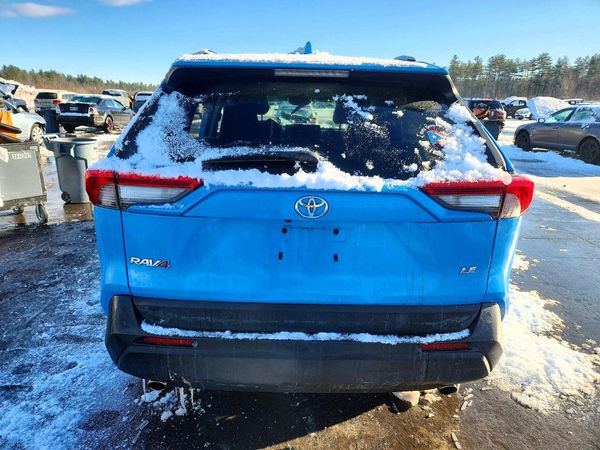 2019 TOYOTA RAV4 LE