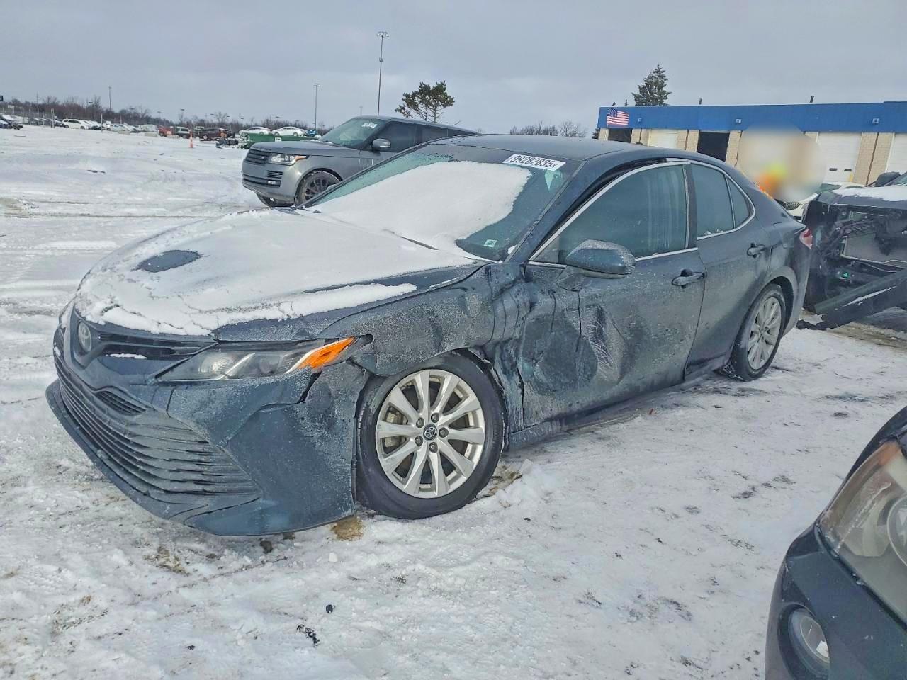 2018 TOYOTA CAMRY
