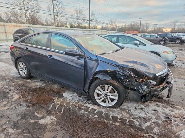 2012 HYUNDAI SONATA