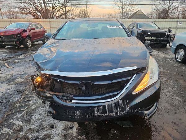 2012 HYUNDAI SONATA