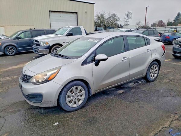 2013 KIA RIO
