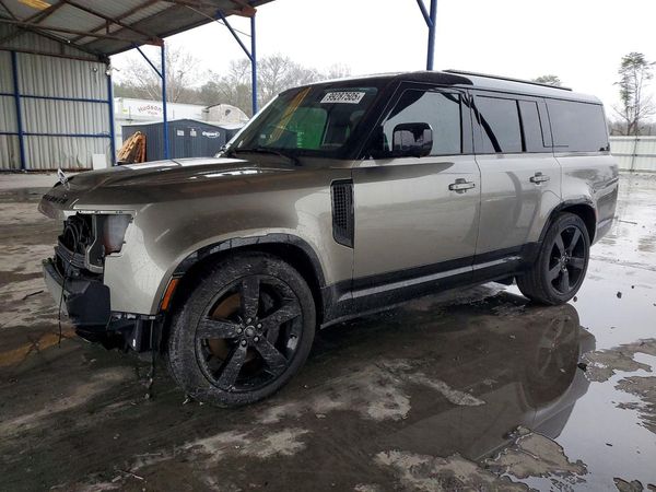 2025 LAND ROVER DEFENDER