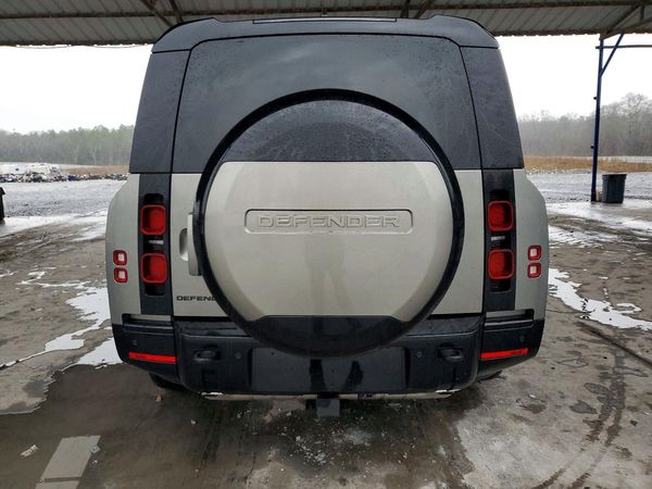 2025 LAND ROVER DEFENDER