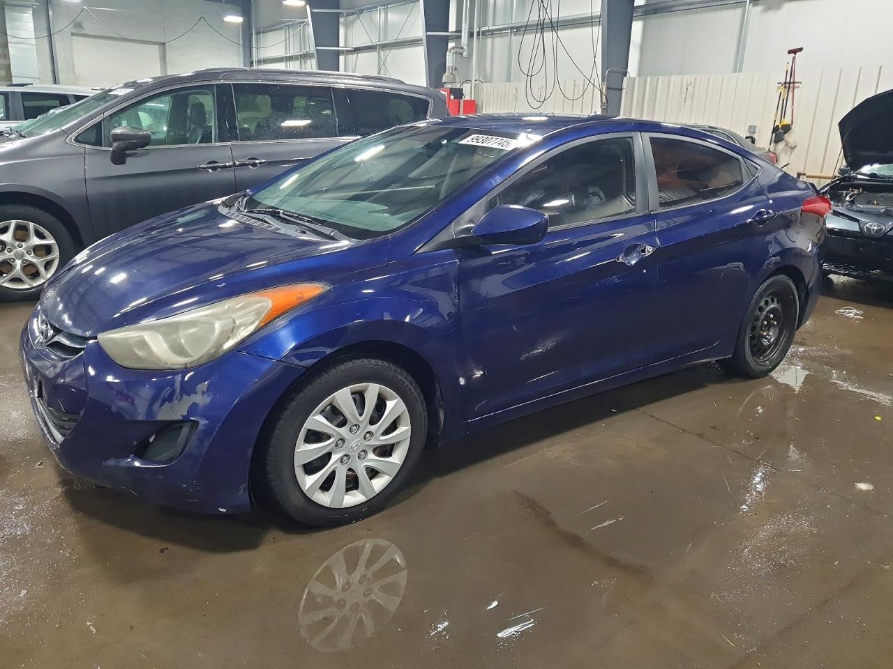 2013 HYUNDAI ELANTRA