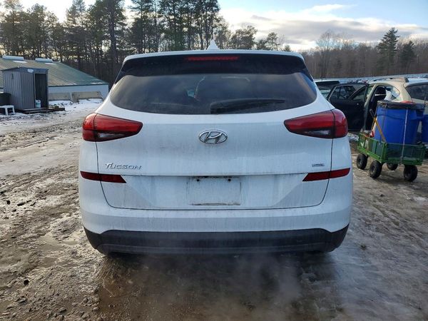 2020 HYUNDAI TUCSON SE