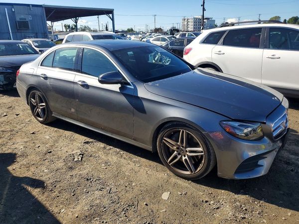 2018 MERCEDES-BENZ E E300