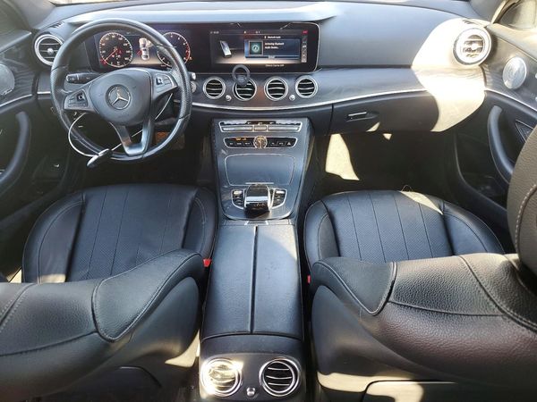 2018 MERCEDES-BENZ E E300