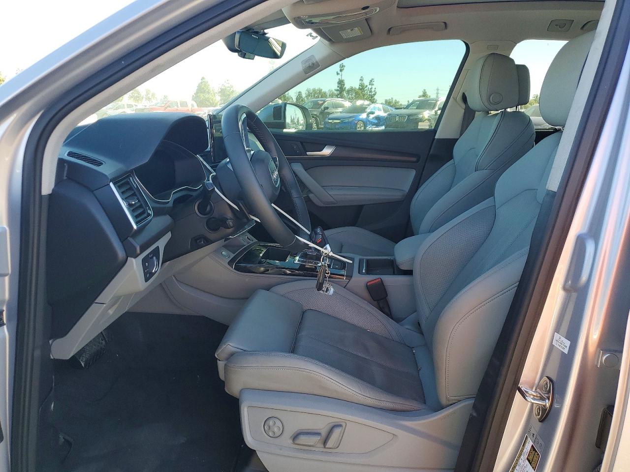 2022 AUDI Q5