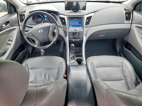 2013 HYUNDAI SONATA