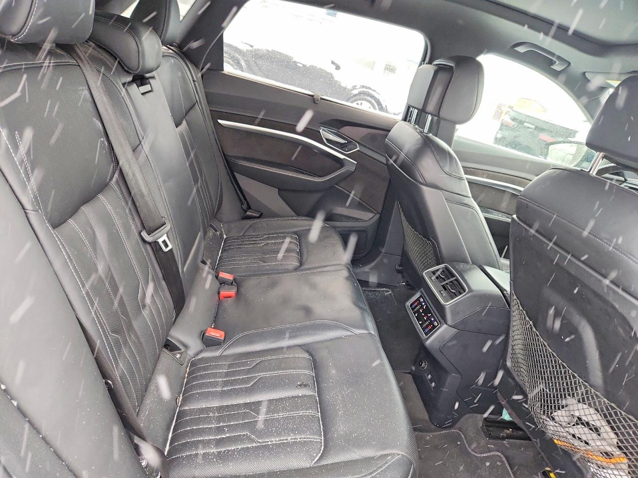 2019 AUDI E-TRON e-tron quattro Prestige