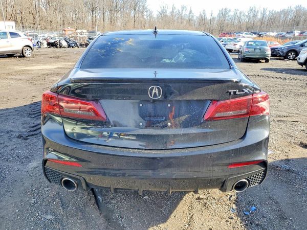 2018 ACURA TLX