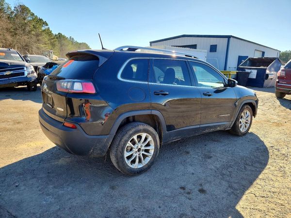 2019 JEEP CHEROKEE LATITUDE FWD
