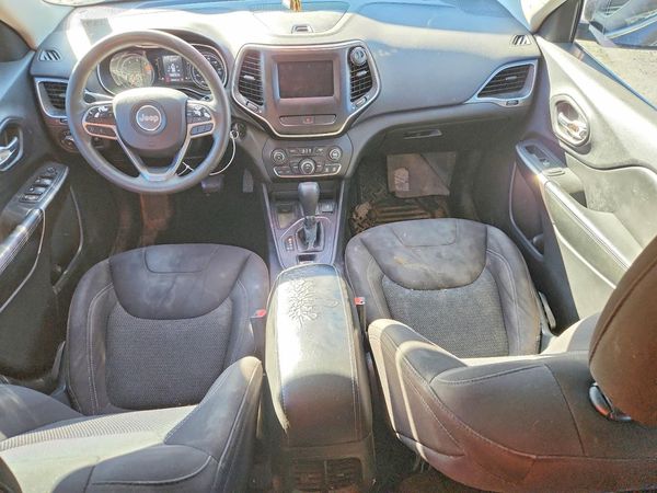 2019 JEEP CHEROKEE LATITUDE FWD