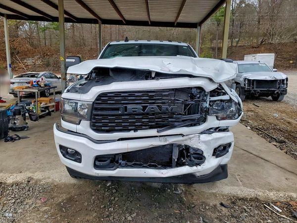2024 RAM 2500