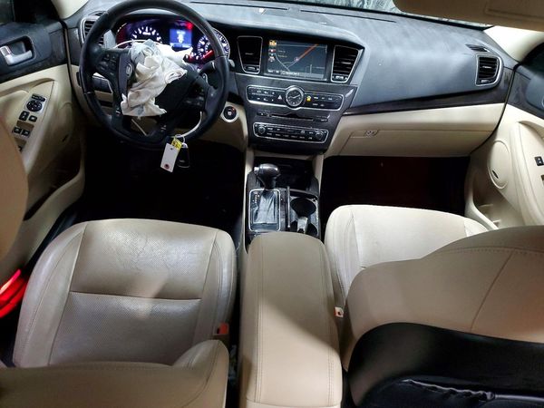 2015 KIA CADENZA