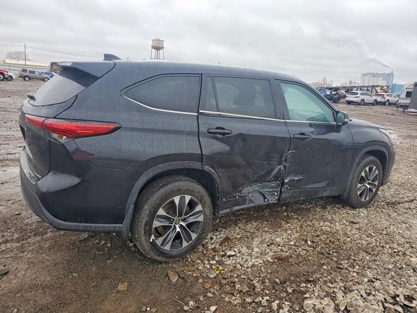 2021 TOYOTA HIGHLANDER
