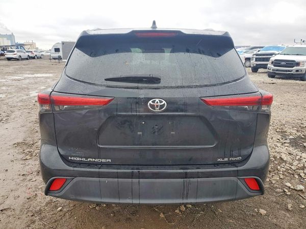 2021 TOYOTA HIGHLANDER