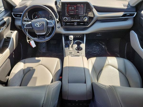 2021 TOYOTA HIGHLANDER