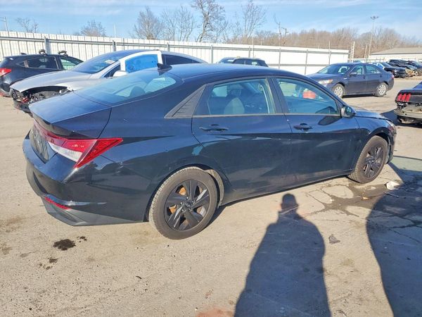 2021 HYUNDAI ELANTRA