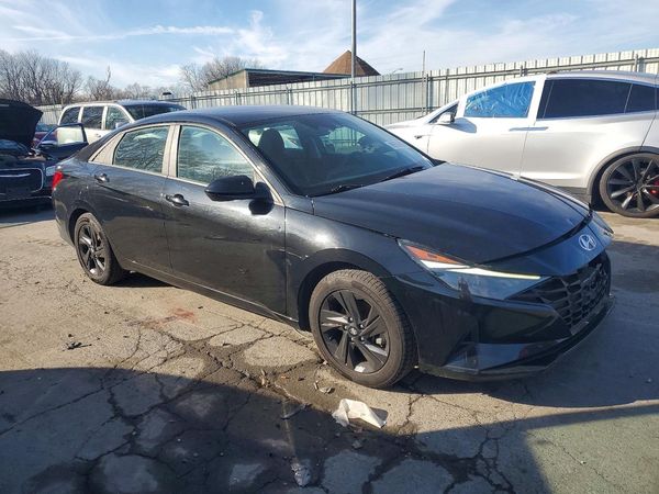 2021 HYUNDAI ELANTRA