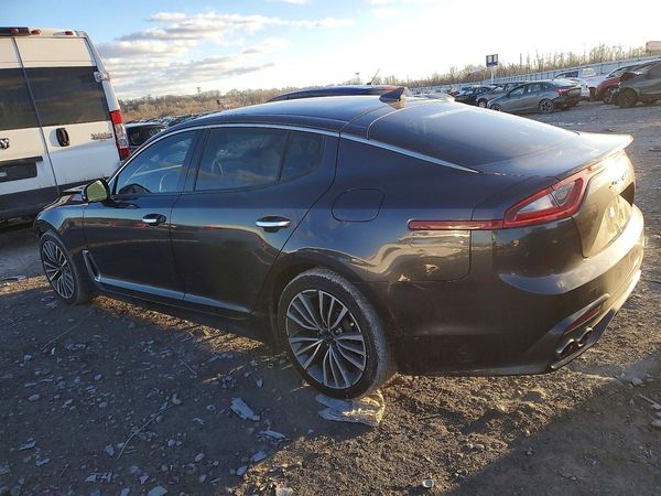 2019 KIA STINGER