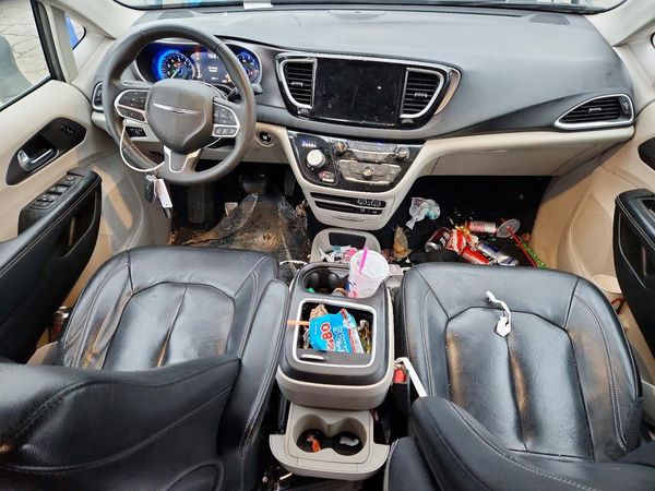 2022 CHRYSLER PACIFICA Touring L