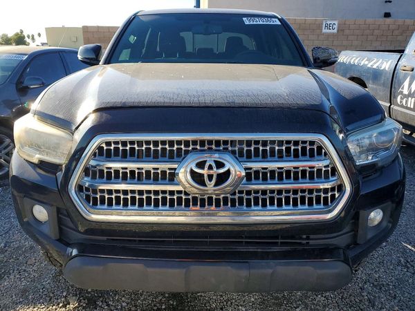 2017 TOYOTA TACOMA