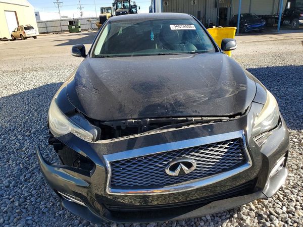 2015 INFINITI Q50