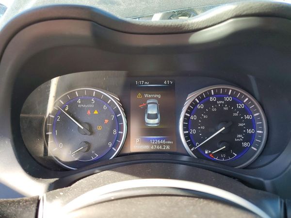 2015 INFINITI Q50