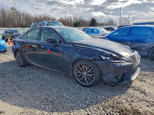 2015 LEXUS IS