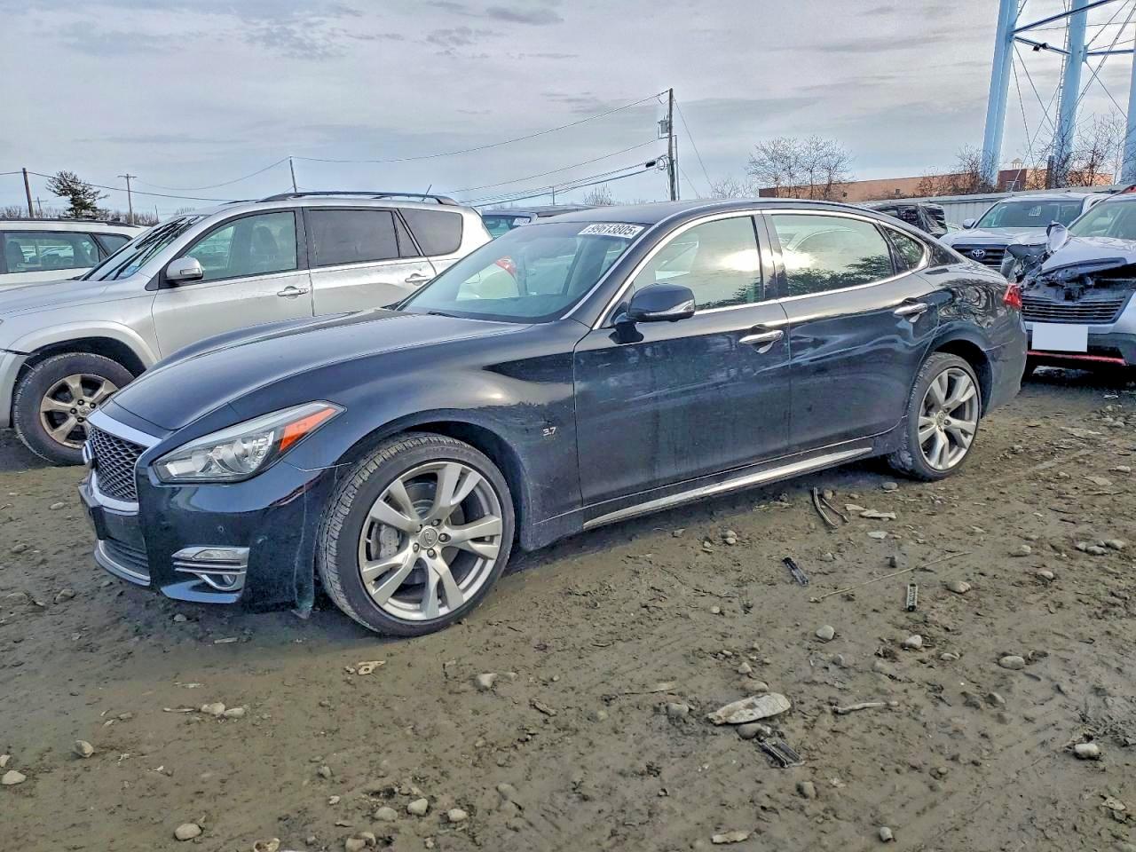 2018 INFINITI Q70L