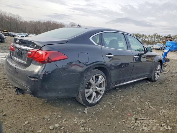 2018 INFINITI Q70L