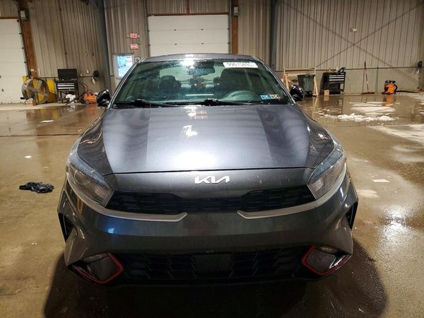 2022 KIA FORTE GT Line