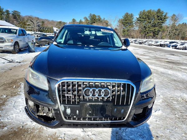 2013 AUDI Q5 Premium Plus