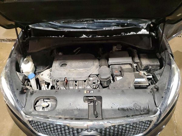 2017 KIA SORENTO L, LX