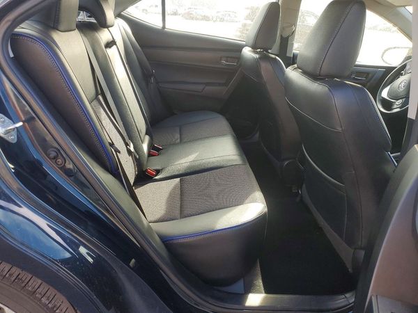 2019 TOYOTA COROLLA
