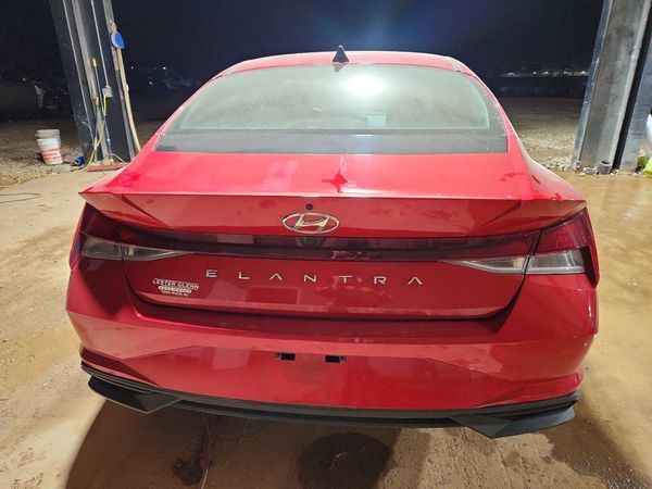 2022 HYUNDAI ELANTRA SEL w/Convenience Pkg