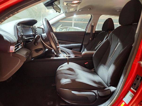 2022 HYUNDAI ELANTRA SEL w/Convenience Pkg