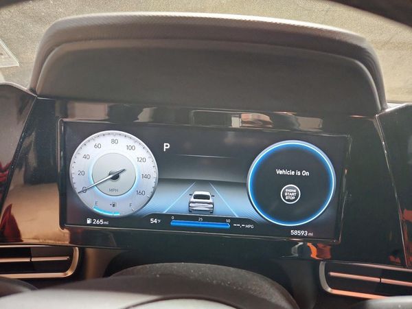 2022 HYUNDAI ELANTRA SEL w/Convenience Pkg