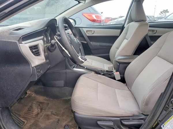 2015 TOYOTA COROLLA