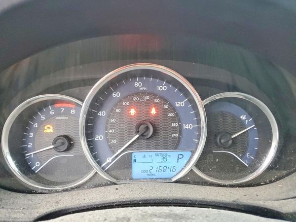2015 TOYOTA COROLLA