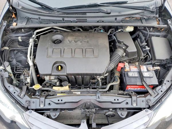 2015 TOYOTA COROLLA