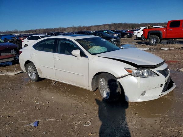 2013 LEXUS ES350 350 — Passenger 3/4