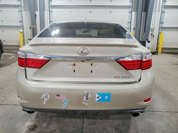 2015 LEXUS ES