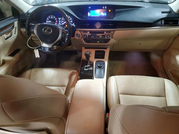2015 LEXUS ES